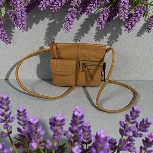 Tignanello Tan Leather Crossbody Bag Zip Multiple Pockets